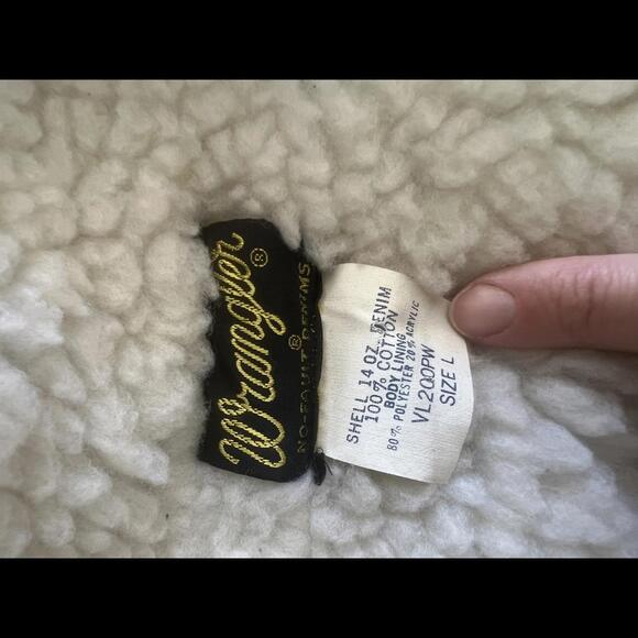 Vintage 1970's Wrangler Jean with Sherpa Lined Button Up Western Men's Vest - Picture 9 of 9